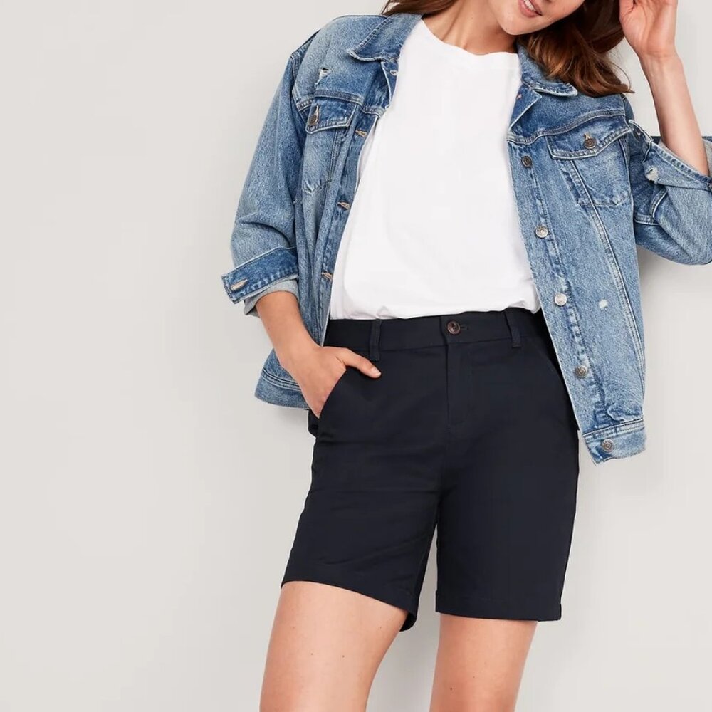 High-Waisted Bermuda Short 7" Inseam